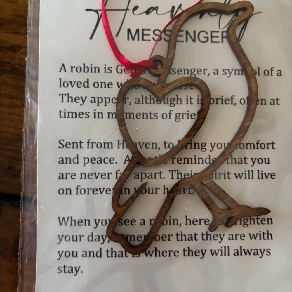 Wooden Robin Ornament with Heart